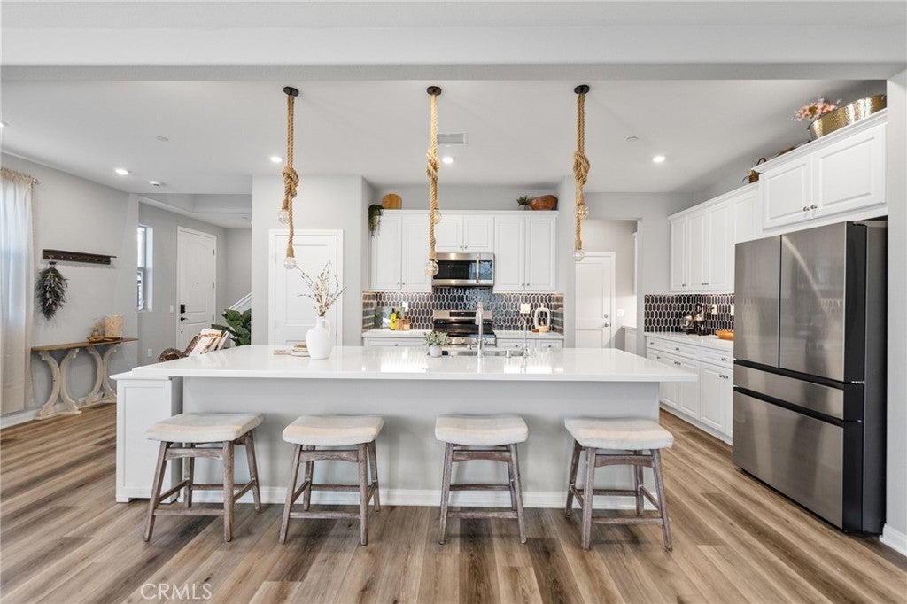 Photo of Listing #ND26035168