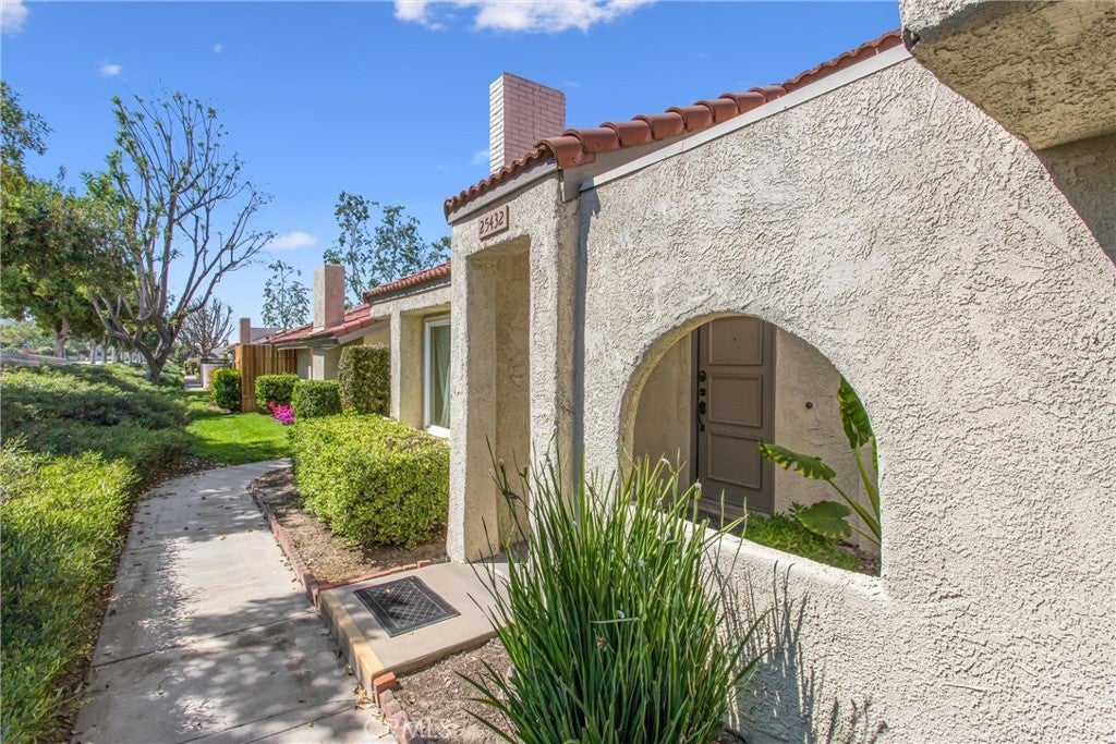 Photo of Listing #IV26062432