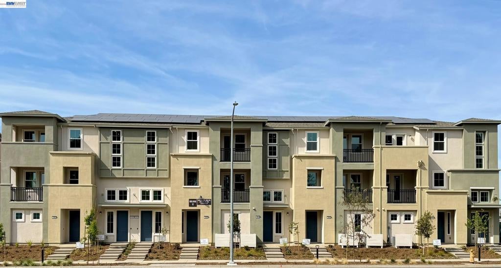 Photo of Listing #41128697