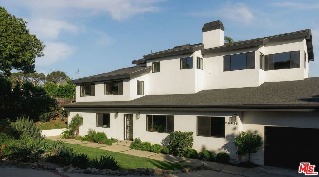 Photo of Listing #26670127