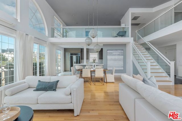11723 Goshen Avenue # 302, Los Angeles