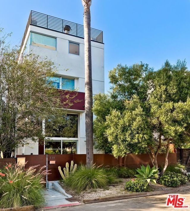 111 Eastwind Street, Marina Del Rey