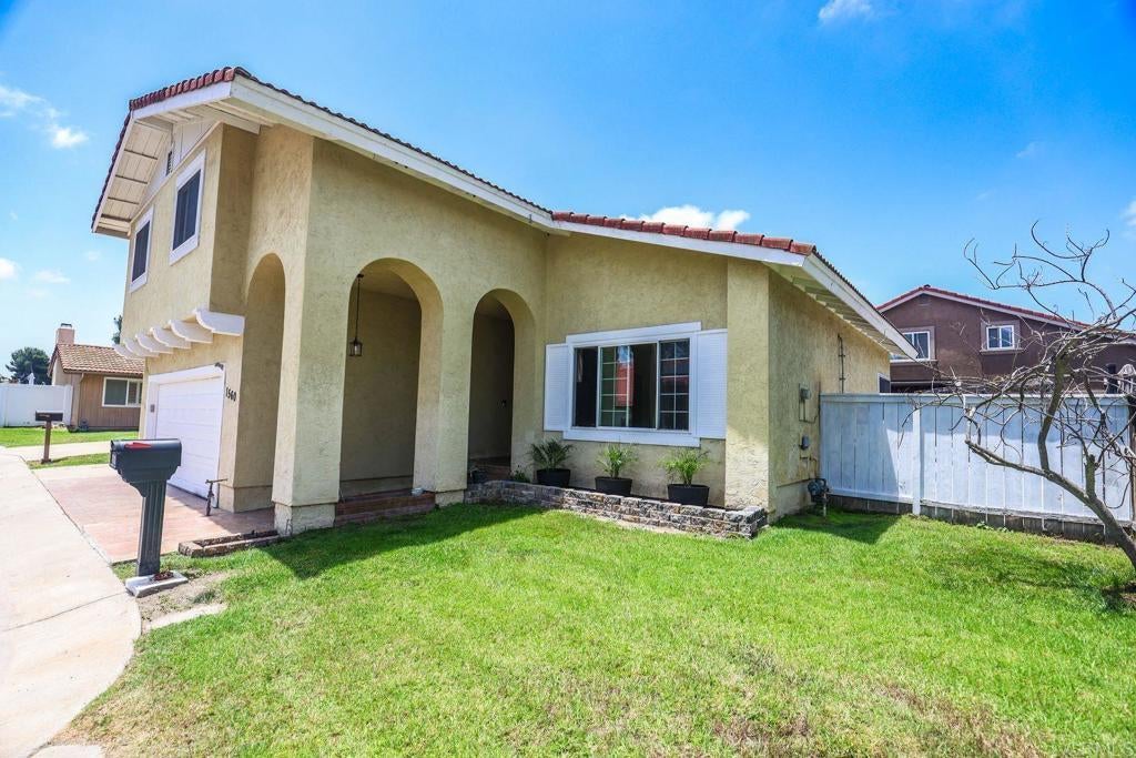 Photo of Listing #PTP2602312