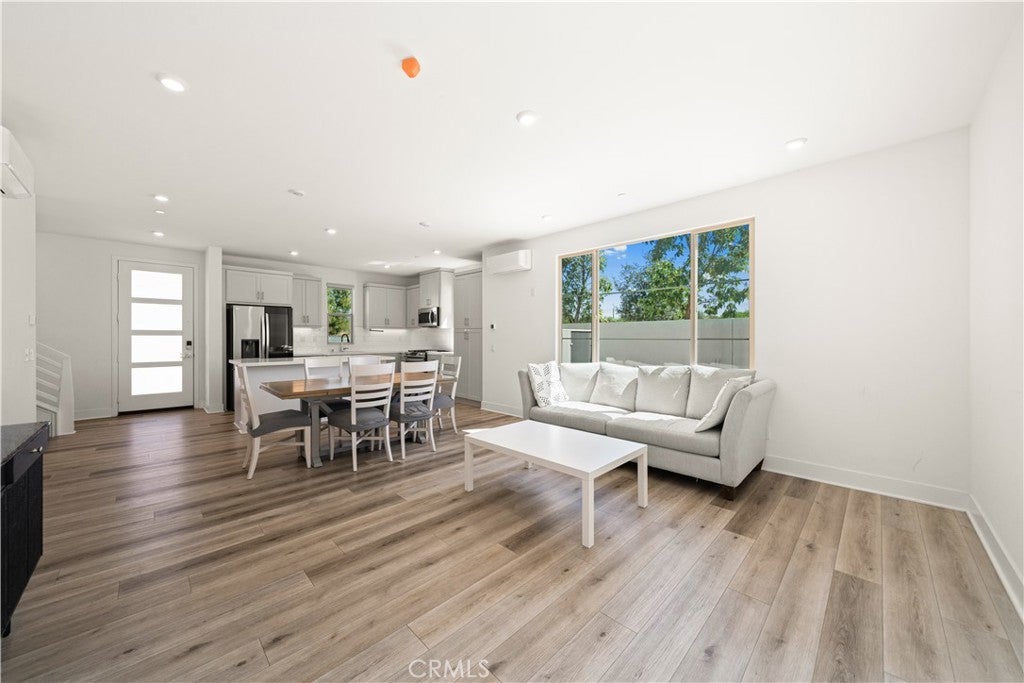 Photo of Listing #OC26066170