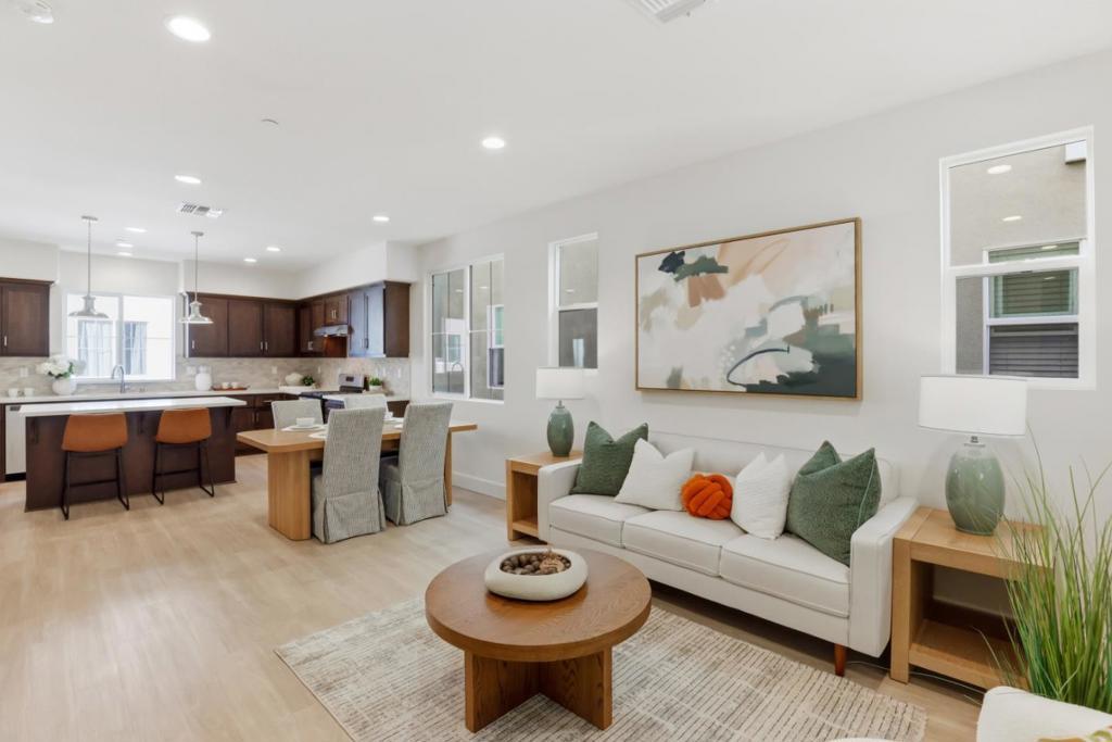 Photo of Listing #ML82039757