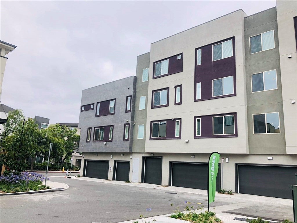 Photo of Listing #OC26020427