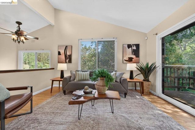 5400 Mountain Blvd # 120, Oakland