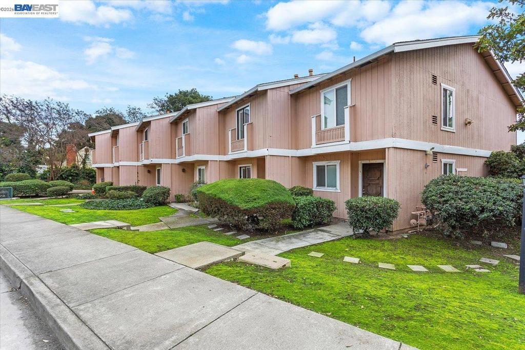 Photo of Listing #41128762