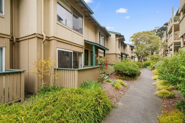 385 Mandarin Drive # 11, Daly City