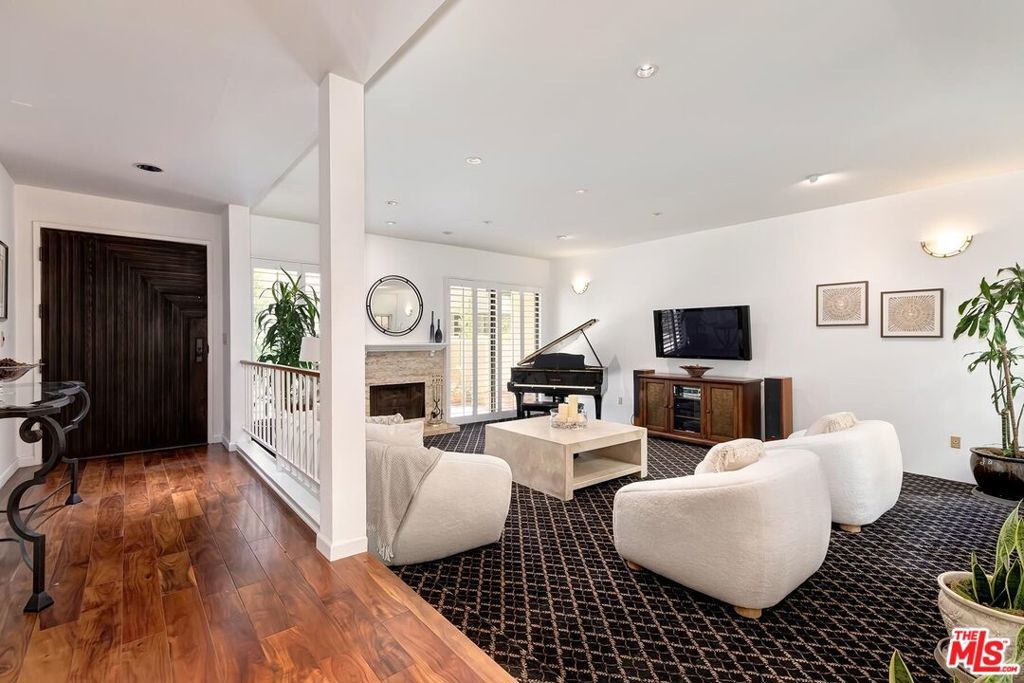 Photo of Listing #26669389