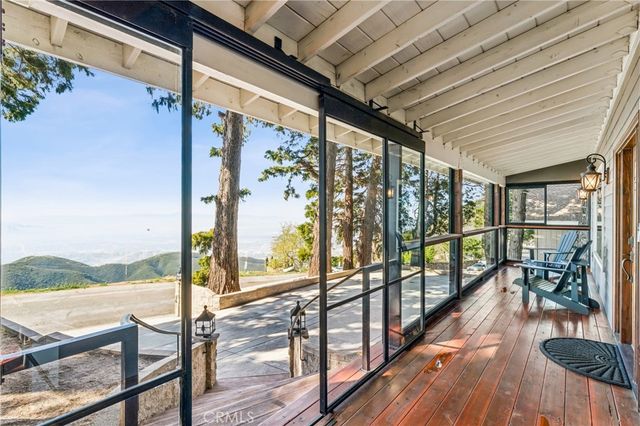 22988 Valley View, Crestline