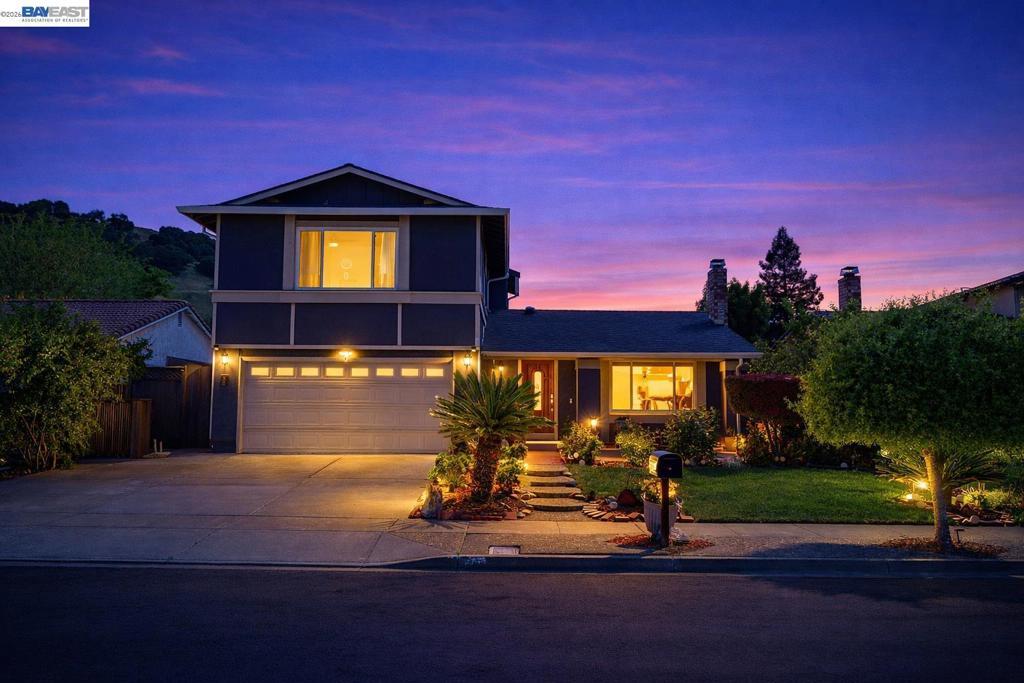 Photo of Listing #41128799