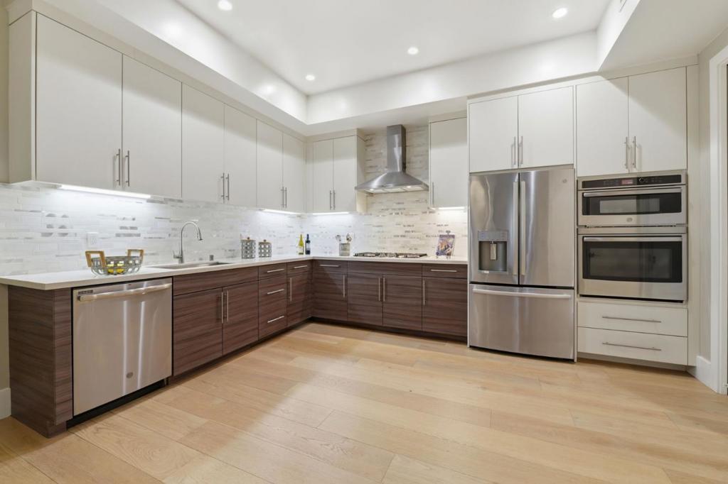 Photo of Listing #ML82040559