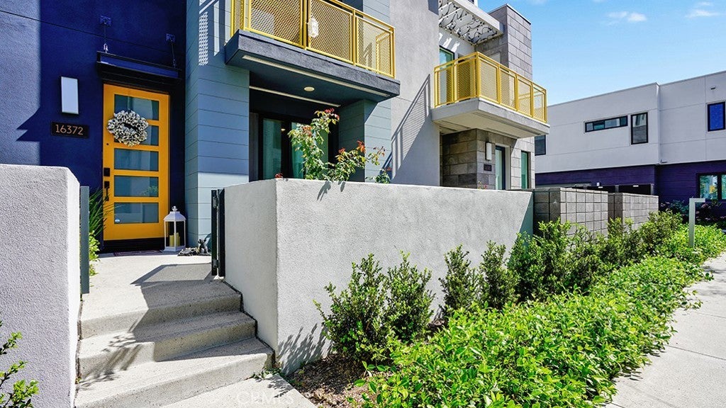 Photo of Listing #OC26065105