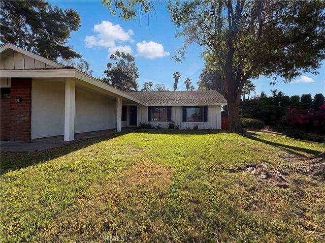 2785 Bonita Drive, Highland