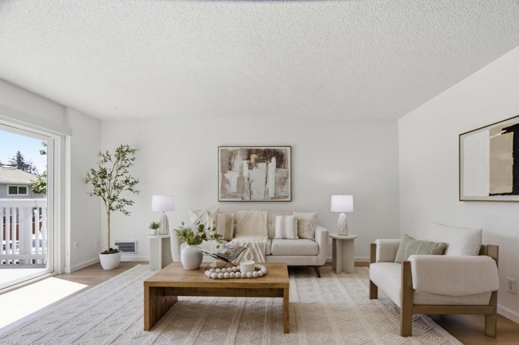 Photo of Listing #ML82040566