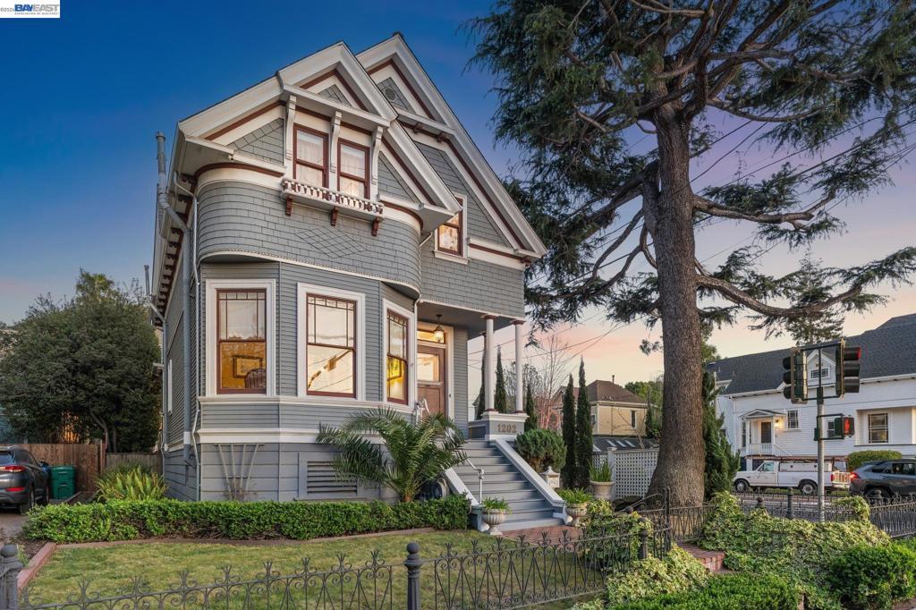 Photo of Listing #41128823