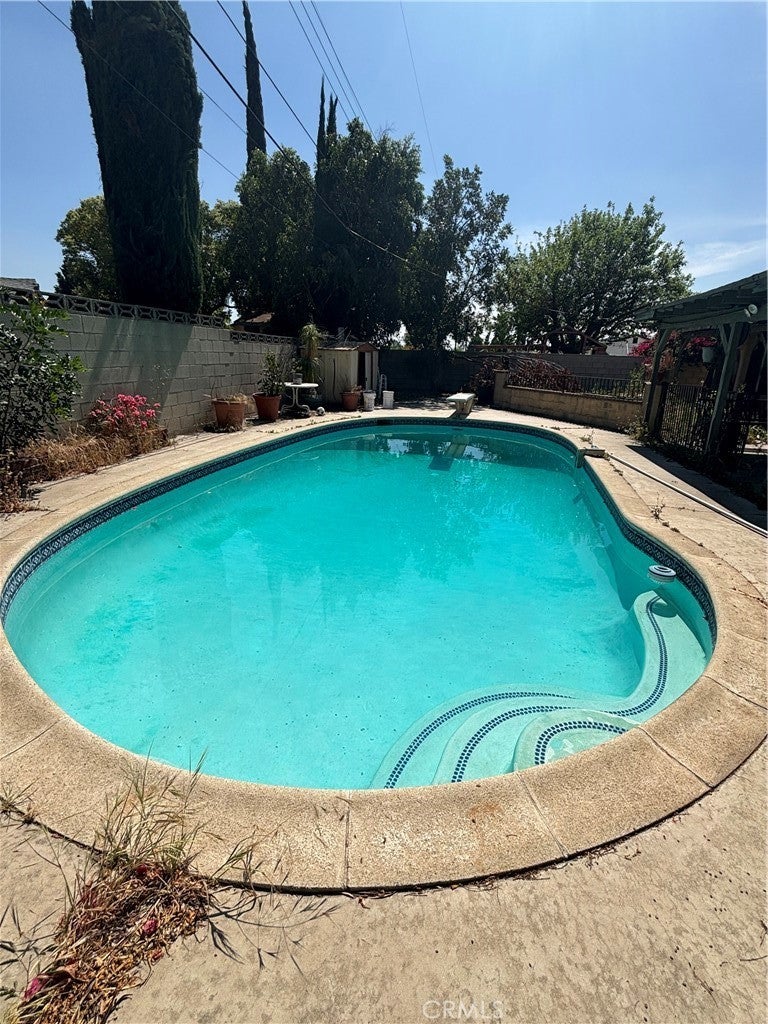 Photo of Listing #IV26066658