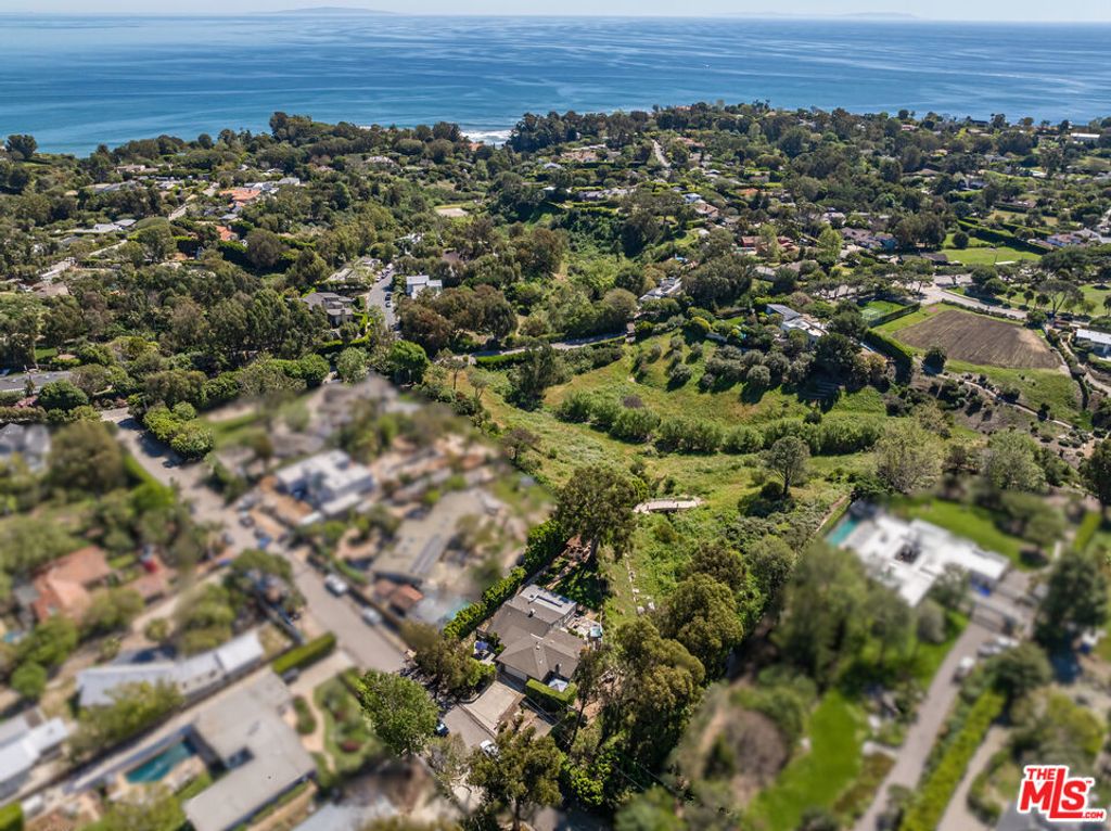 28850 Boniface Drive, Malibu