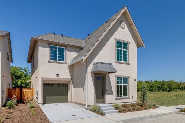 150 Alan Lane, Hollister