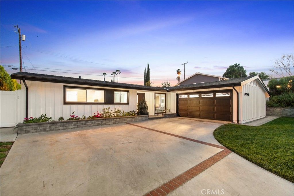 20516 Aetna Street, Woodland Hills
