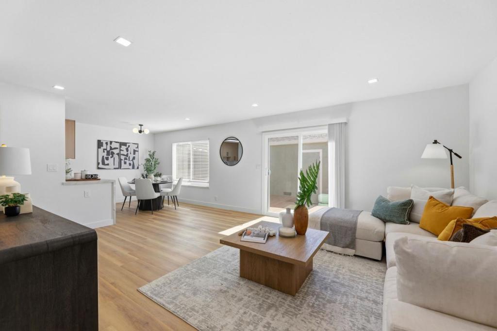 Photo of Listing #ML82040630