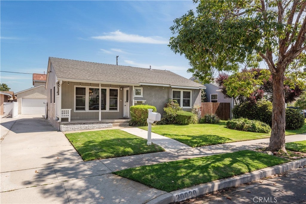 Photo of Listing #PV26066655