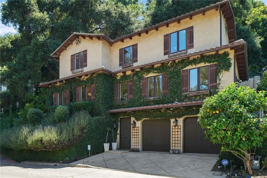 Photo of Listing #SR26066802