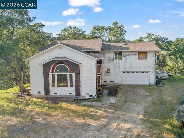 98 Oak Springs Dr, Napa