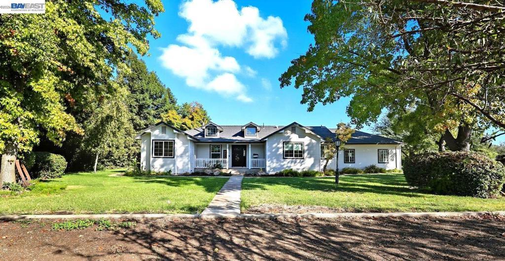 Photo of Listing #41128921