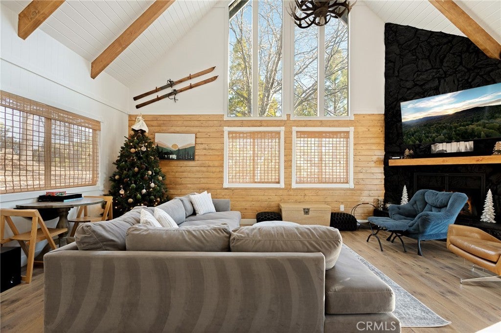 Photo of Listing #IG26062626