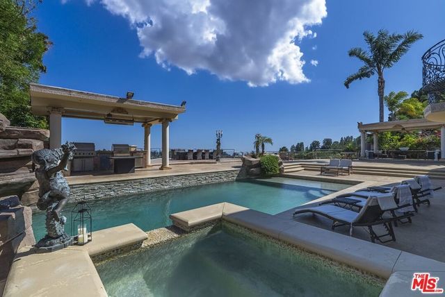 2716 Casiano Road, Los Angeles