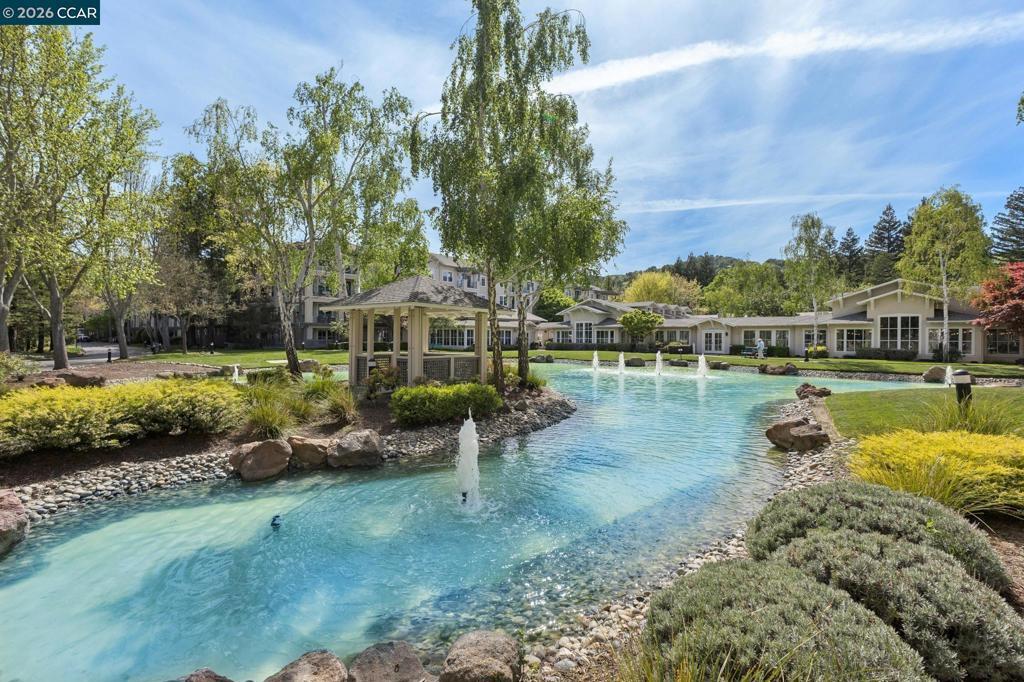 Photo of Listing #41128966