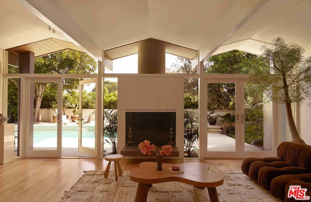 Photo of Listing #26670833