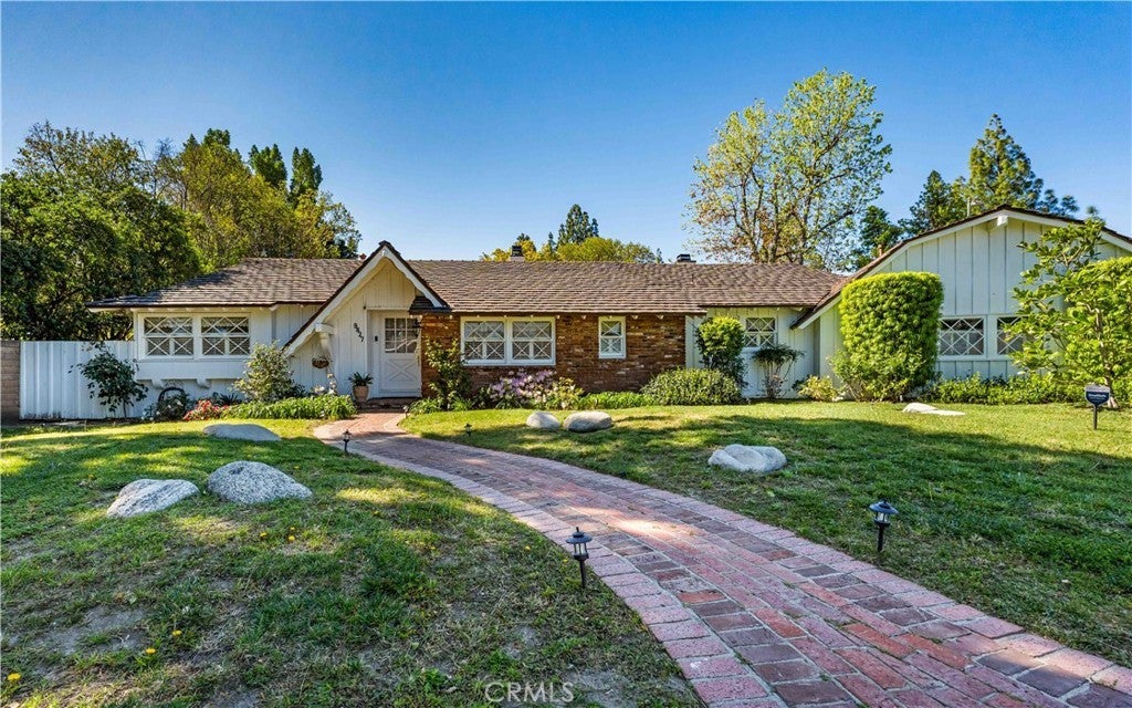 Photo of Listing #SR26067301