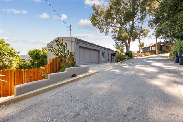 1620 Ina Drive, Glendale