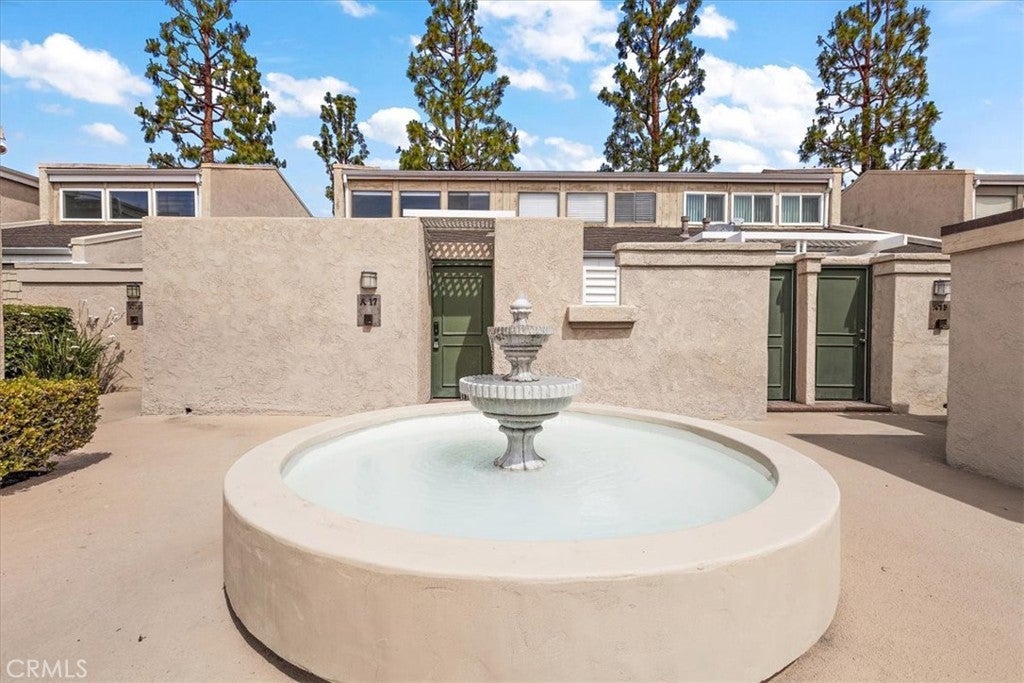 Photo of Listing #IV26067314