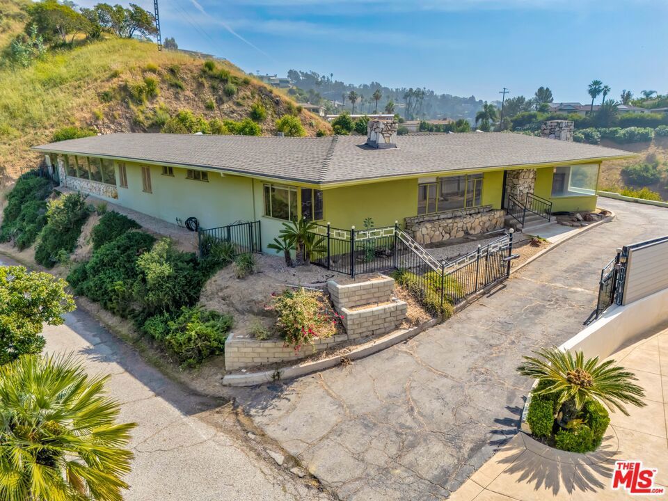 Photo of Listing #26669225