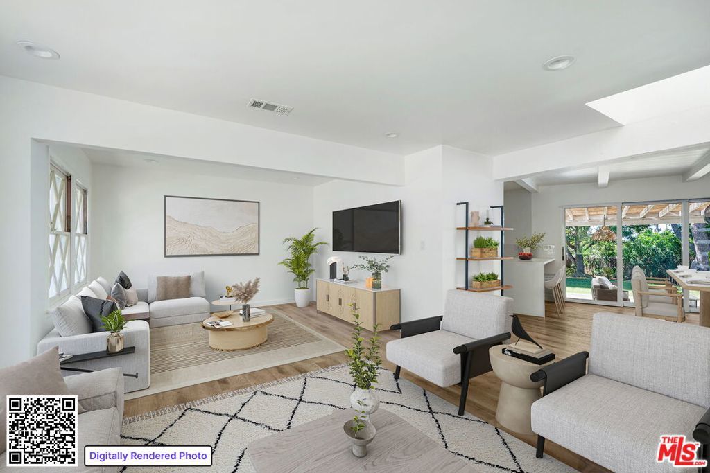 Photo of Listing #26660195