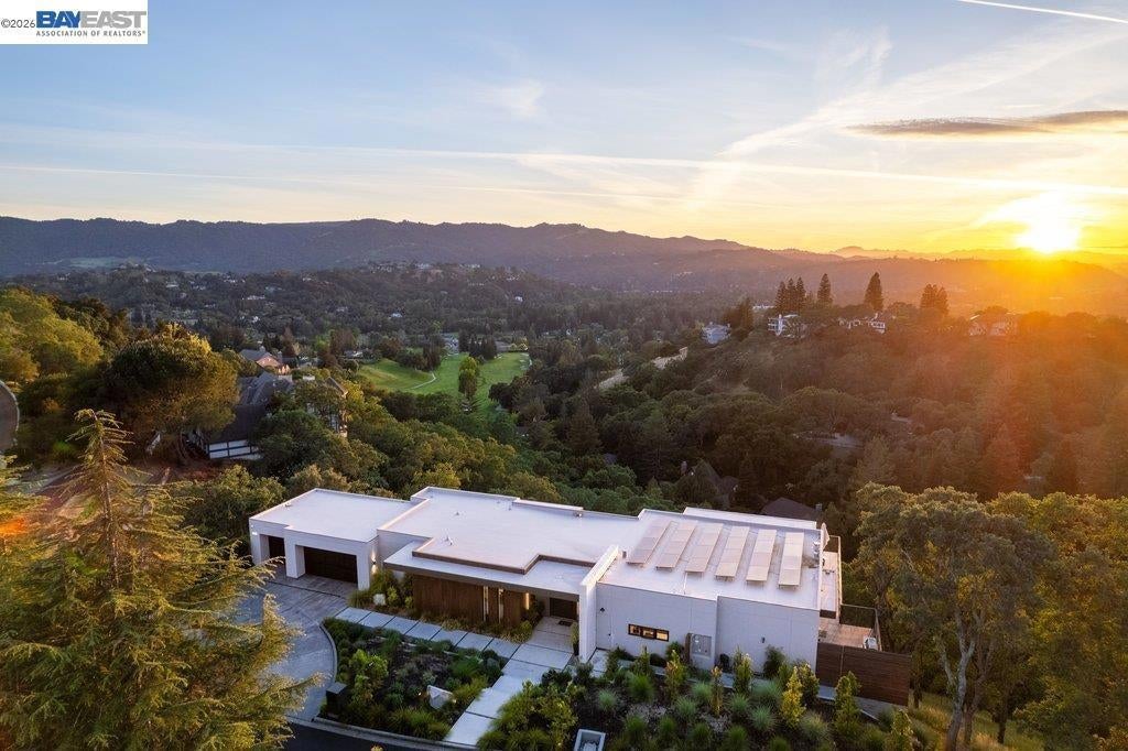 Photo of Listing #41129016