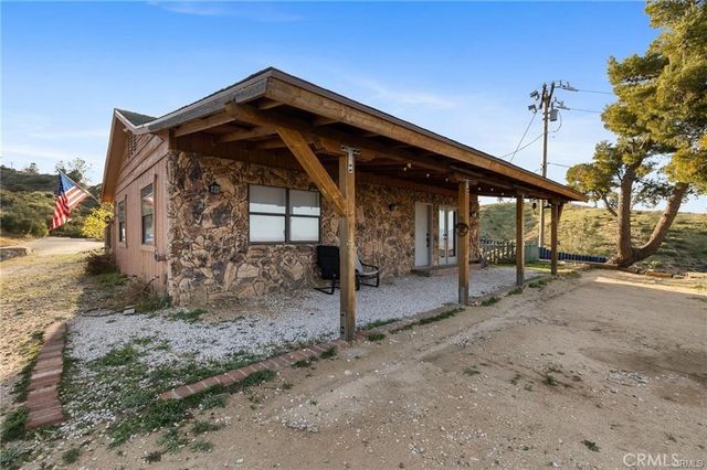 46417 Kings Canyon Road, Lancaster