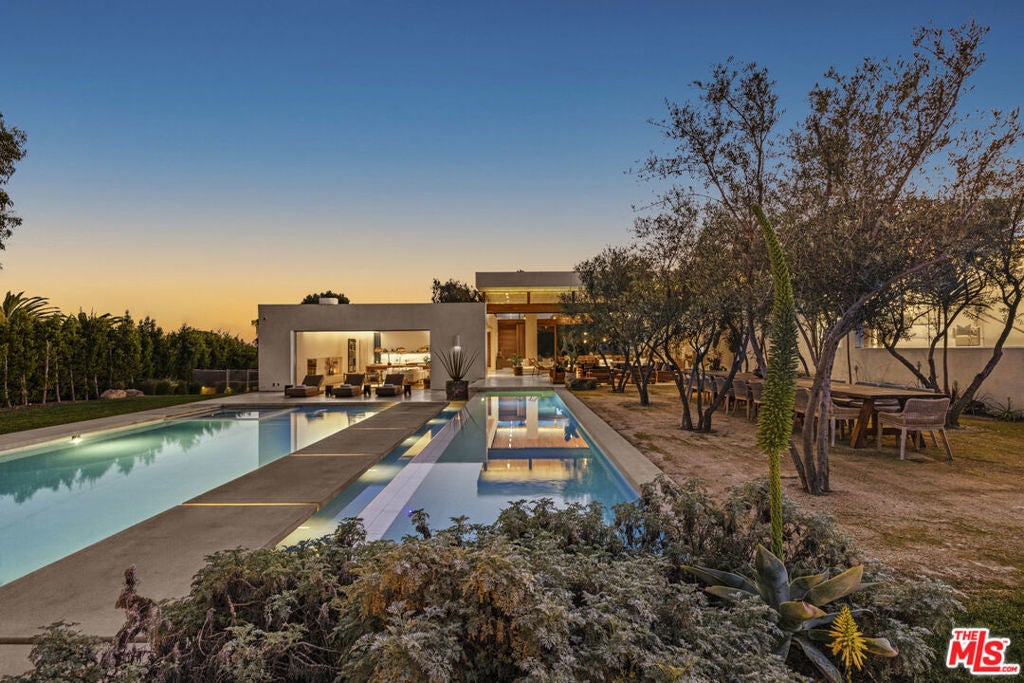 Photo of Listing #25630597