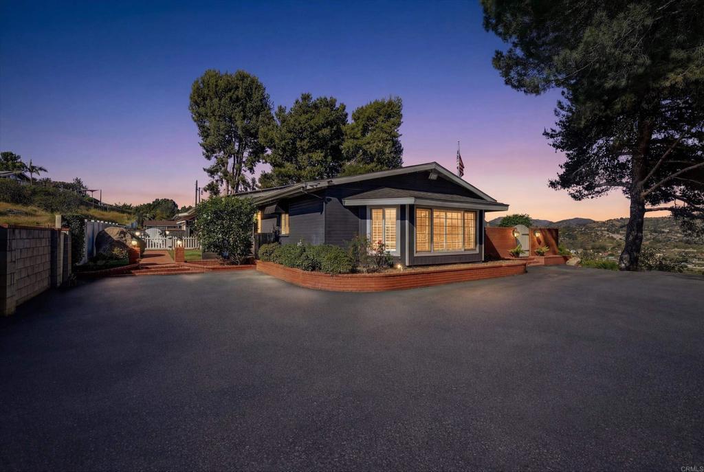 Photo of Listing #PTP2602378