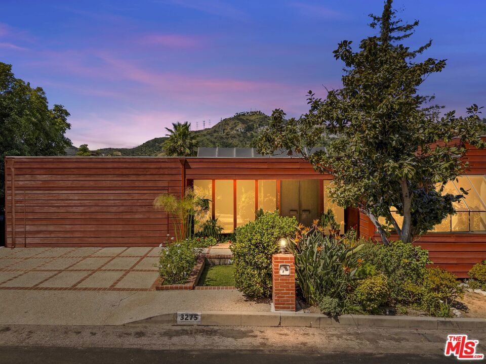 Photo of Listing #26668203