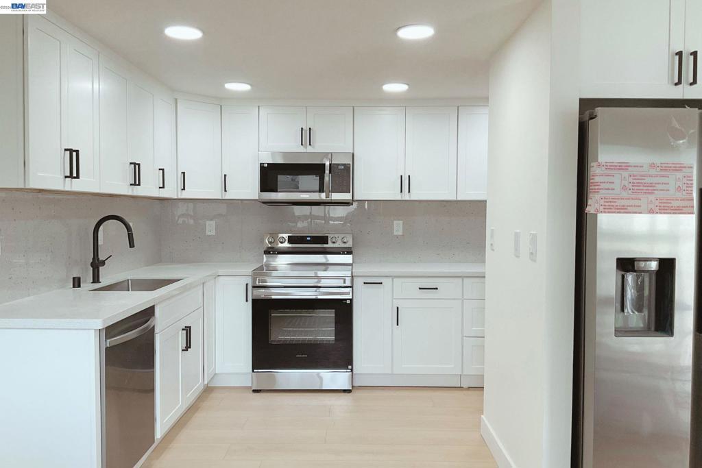 Photo of Listing #41129173