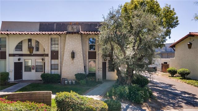 1414 Everton, Riverside