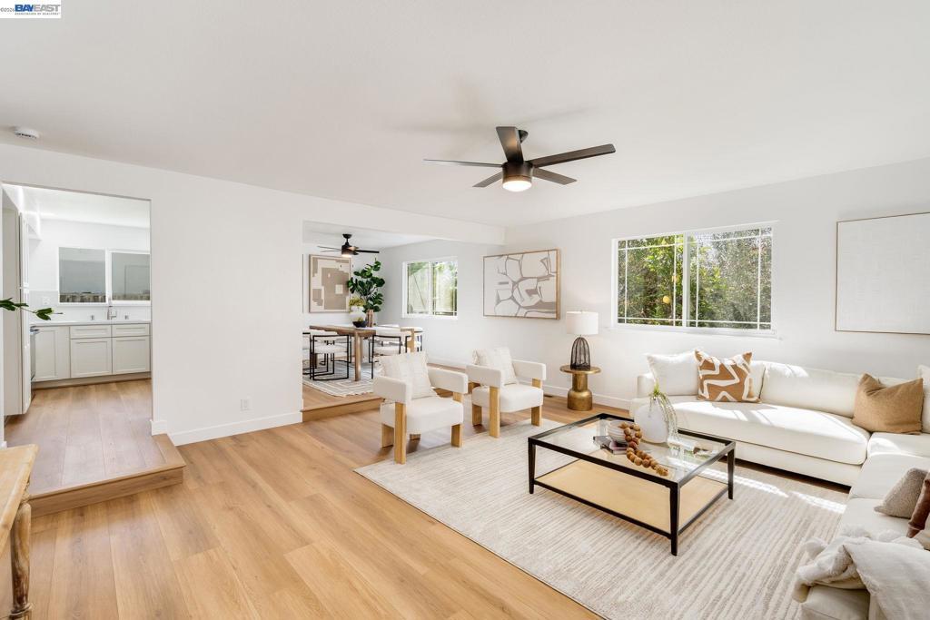 Photo of Listing #41129175