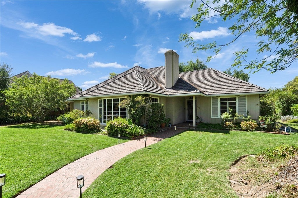 Photo of Listing #AR26069243