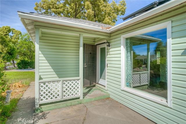 9 Midway, Oroville