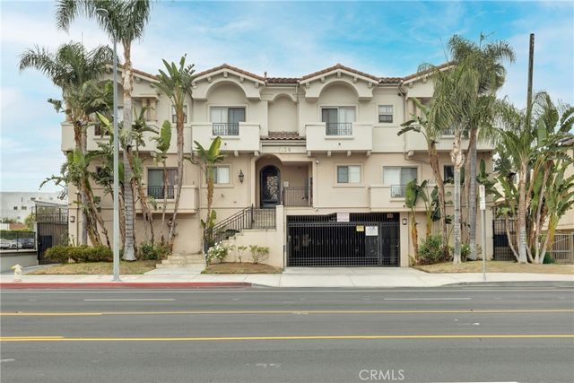 7124 Woodman # 3, Van Nuys